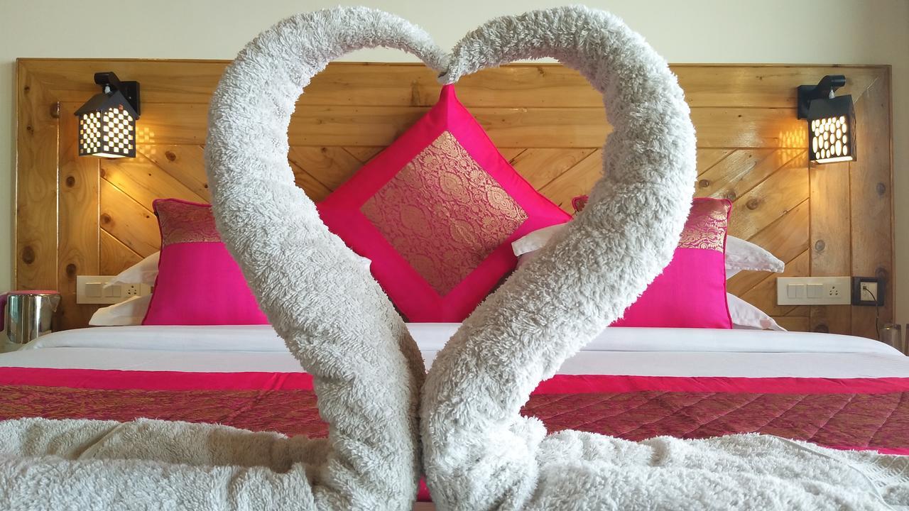 Hotel Kayanat دالهوزي المظهر الخارجي الصورة