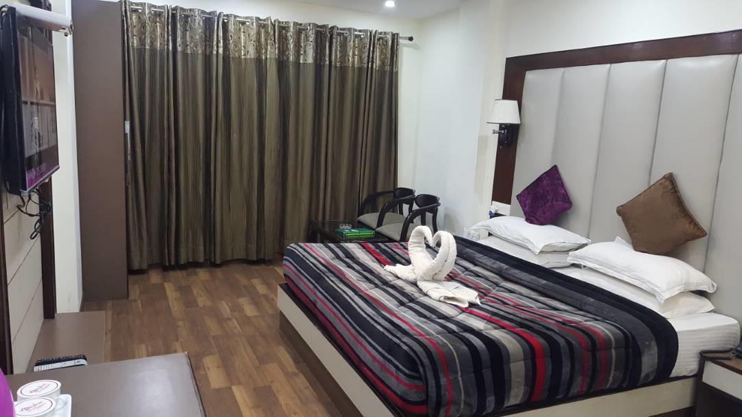 Hotel Kayanat دالهوزي المظهر الخارجي الصورة